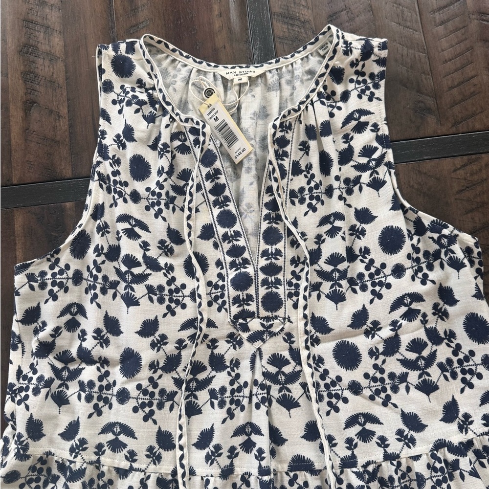 NWT Max Studio London Tiered Maxi Dress with Navy Floral Pattern - Picture 3 of 5